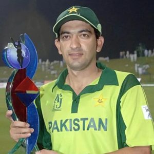 Cricketers who debuted young