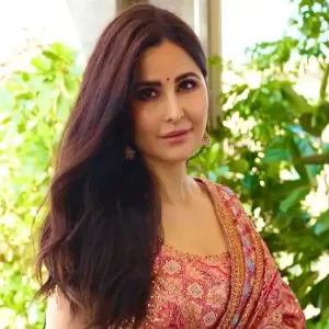 Top 10 Hottest Bollywood Actresses Trending on Instagram in 2025